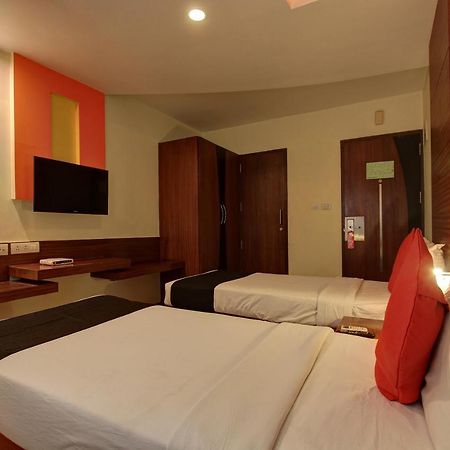Capital O 80566 Hotel Mayank Bilāspur Zewnętrze zdjęcie