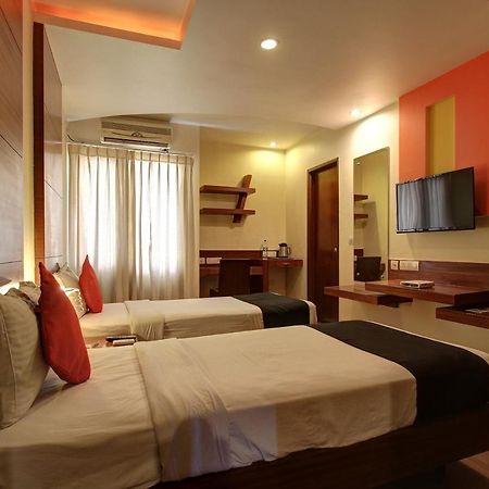 Capital O 80566 Hotel Mayank Bilāspur Zewnętrze zdjęcie