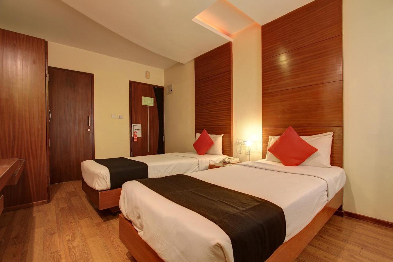 Capital O 80566 Hotel Mayank Bilāspur Zewnętrze zdjęcie