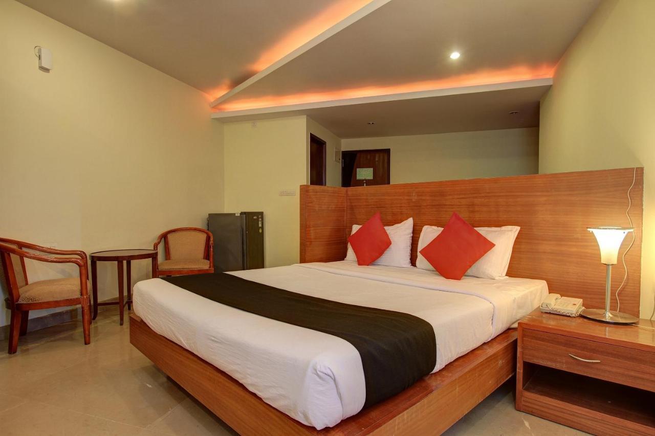 Capital O 80566 Hotel Mayank Bilāspur Zewnętrze zdjęcie